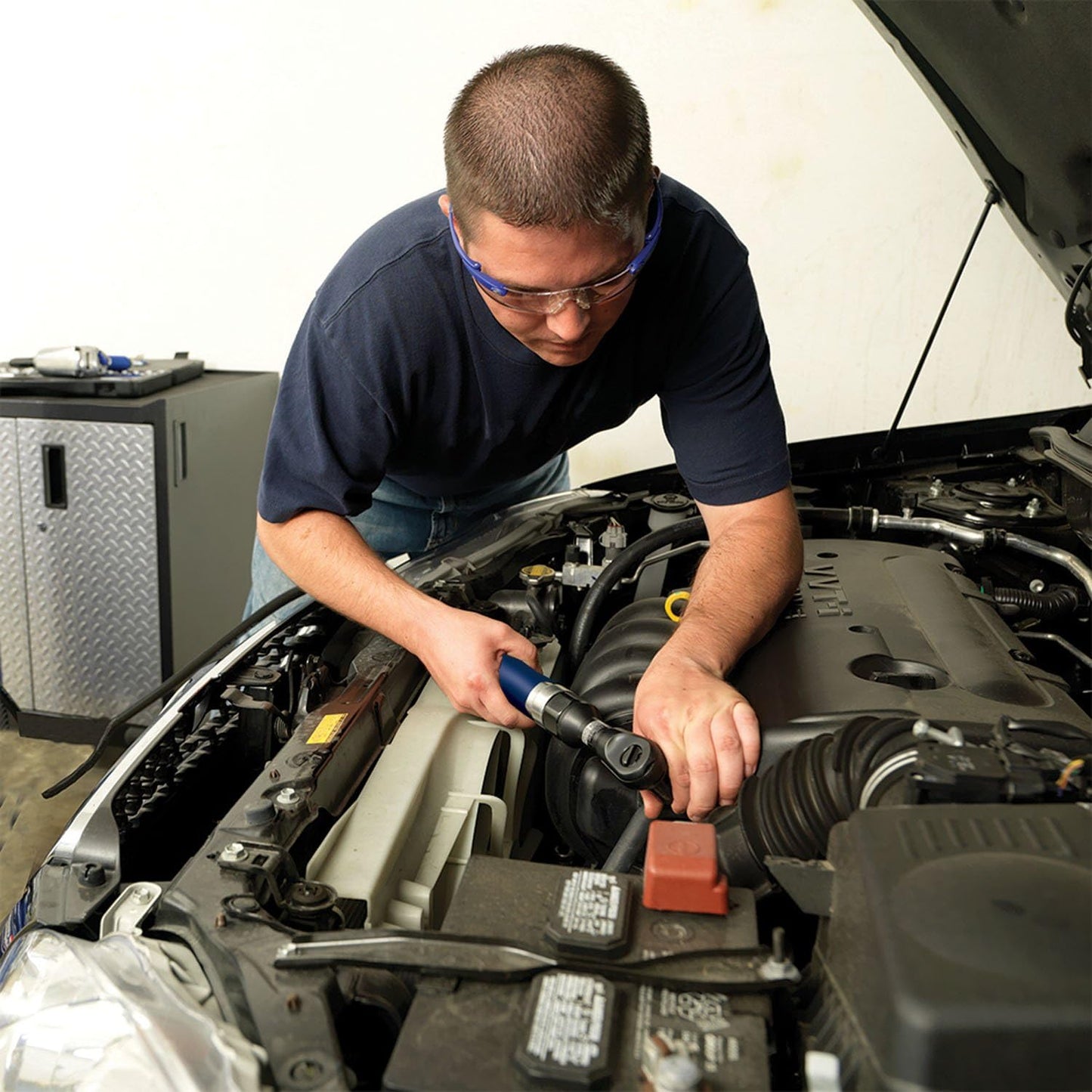 CAMPBELL HAUSFELD 8 Gallon Air Compressor (DC080501) PICK-UP/LOCAL ONLY