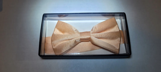 Pre-tied Bow Tie Microfiber Silk Blend Golden Beige