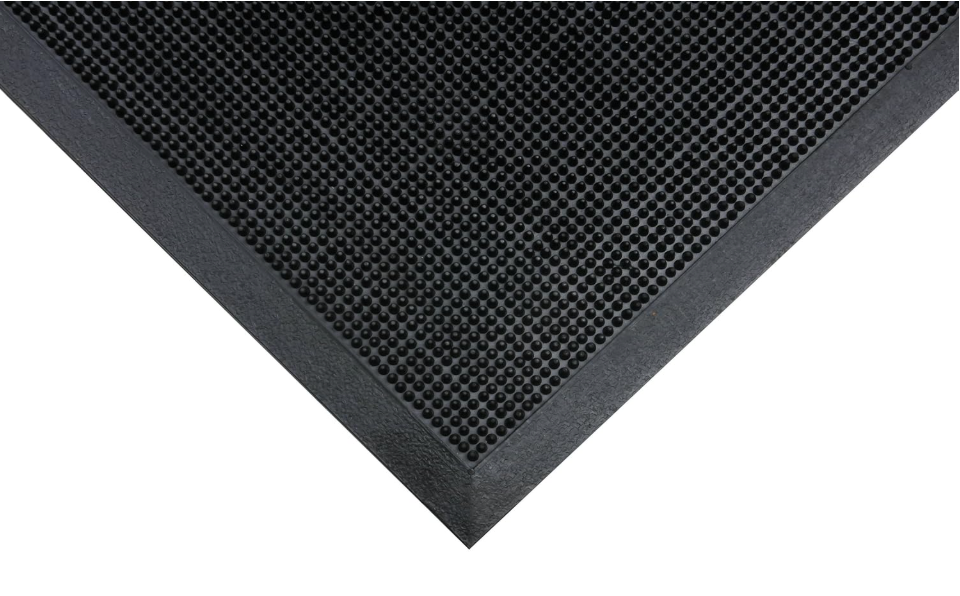 NoTrax T28 Finger Scrape® Flexible Rubber Scraper Mat, 16" X 24" Black