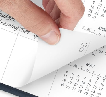 At-a-GLANCE Monthly Planner, 11 X 9, Navy Cover, 15-month: Jan 2025 to Mar 2026 ( AAG7026020 )