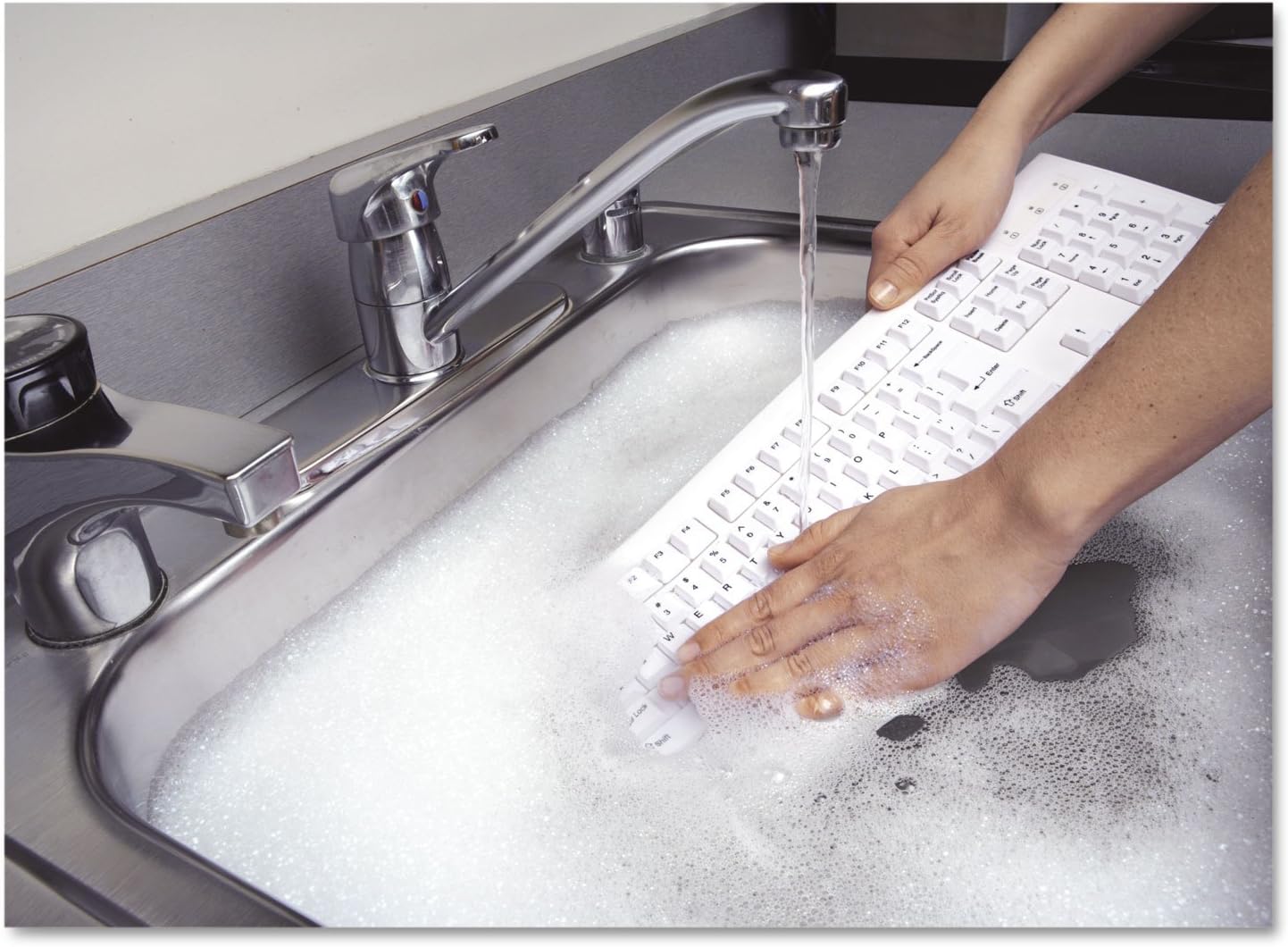 Kensington Pro Fit USB Washable Keyboard, White (K64406US)