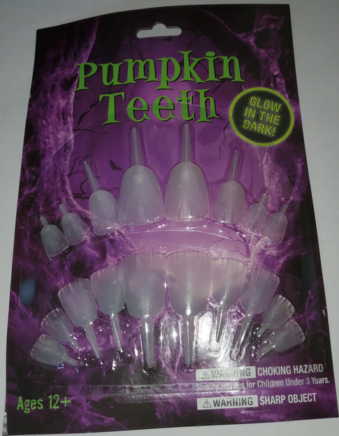 Pumpkin Teeth Flat Item #87072-00 (UPC 011 546 371 974)